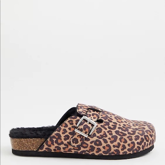 Torrid LEOPARD FAUX SUEDE & FAUX FUR-LINED FLAT size 7 - Picture 4 of 4